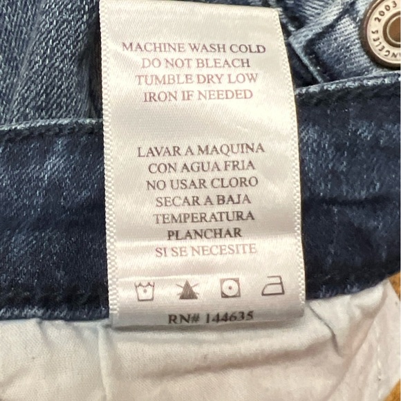 🆕KanCan Distressed Skinny Denim Jeans Sz 23 - Picture 9 of 10